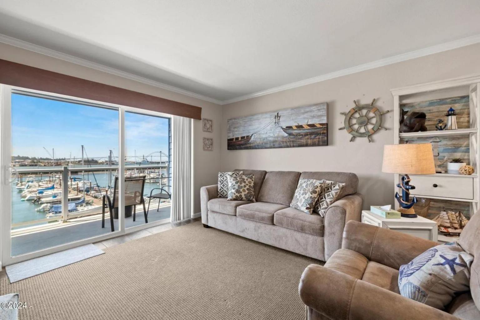 The Landing At Newport Condominium Hotel Eksteriør bilde
